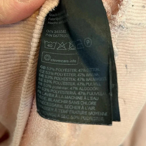 5/20$ Salmon Pink Divided sweater  size medium - Picture 4 of 6